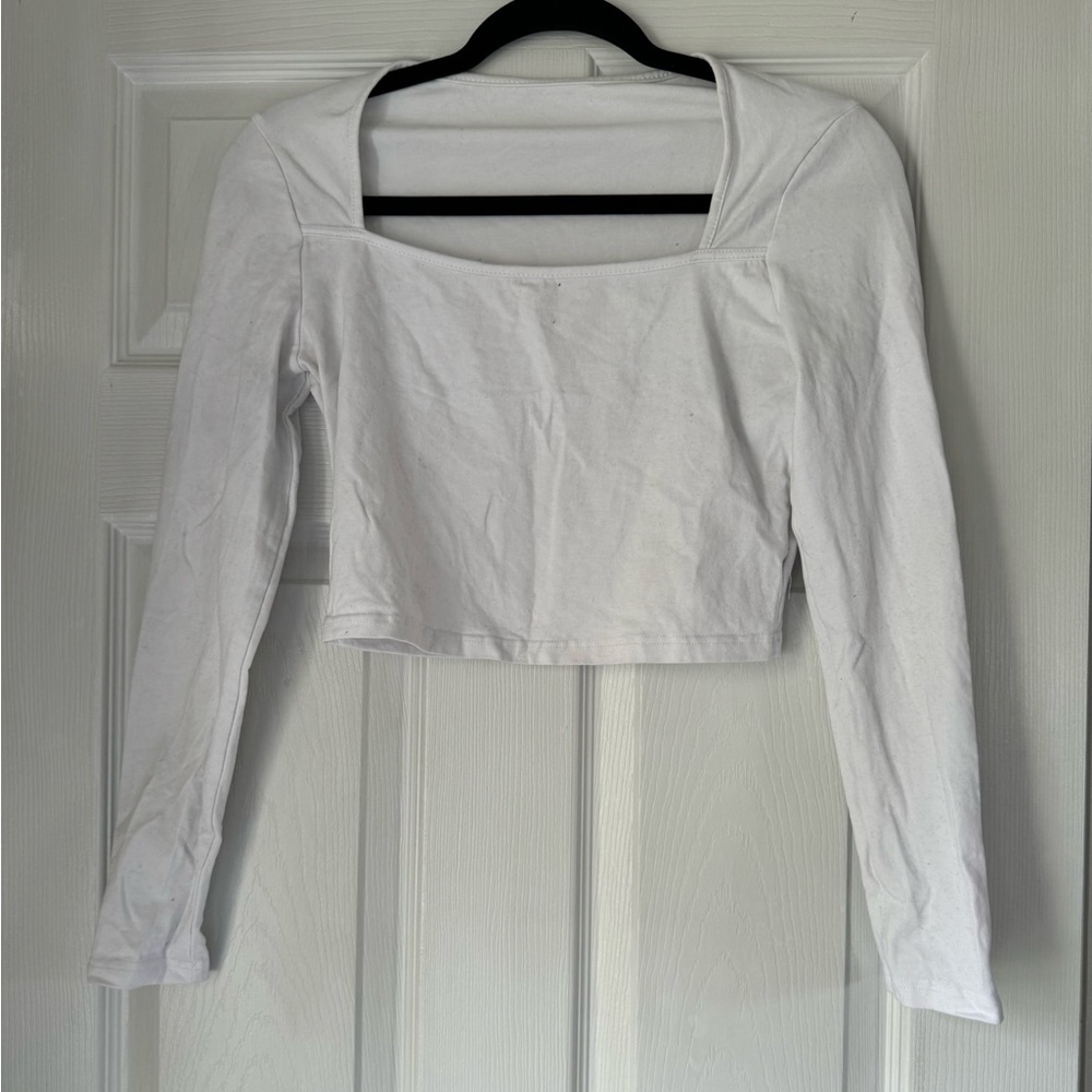 Women’s Medium Square Neck Long Sleeve